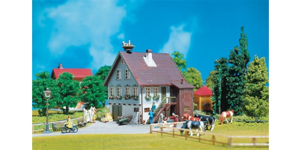 Faller 130280 Huis Met Ooievaarsnest H0 Faller 130280 Huis Met Ooievaarsnest H0