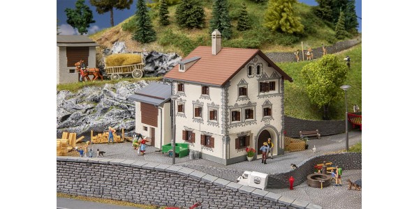 Faller 130632 Boerenhuis Uit Graubünden Bergün (4/23) * H0 Faller 130632 Boerenhuis Uit Graubünden Bergün (4/23) * H0
