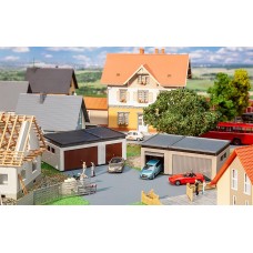 Faller 180315 2 Dubbele Garages Met Aandrijfonderdelen H0