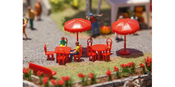 Faller 180910 Parasols, Tafels, Banken H0