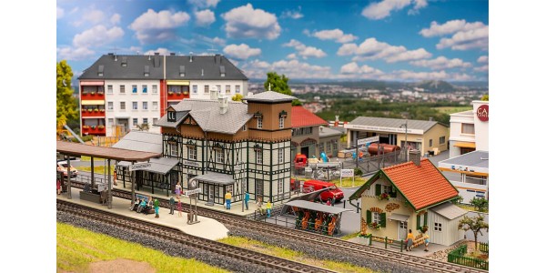 Faller 190085 Actieset Station Sonneberg H0