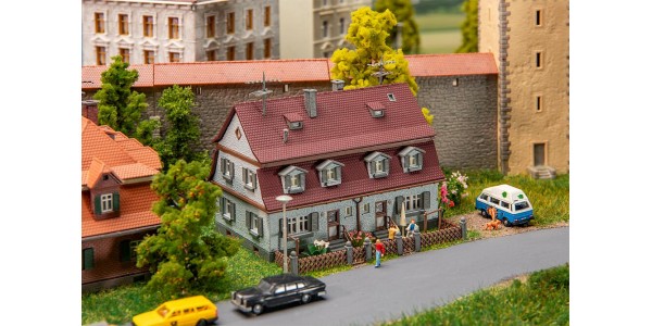 Faller 232162 Twee Onder Één Kap Woning (12/23) * N Faller 232162 Twee Onder Één Kap Woning (12/23) * N