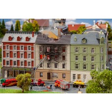 Faller 232326 Brandend Huis N Faller 232326 Brandend Huis N